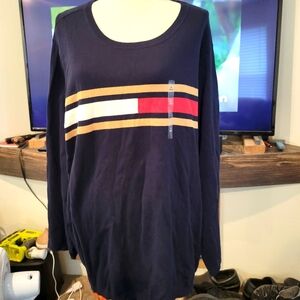 Tommy Hilfiger women's plus size 3X long sleeve pullover. NWT.